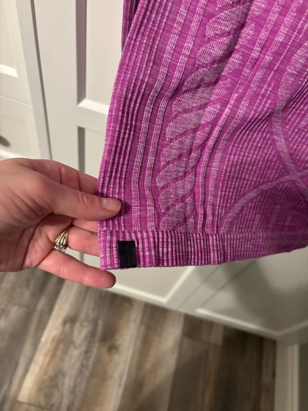 Lululemon Seamless Long Sleeve Top – Pink/Purple (– See Measurements) - Picture 5 of 6